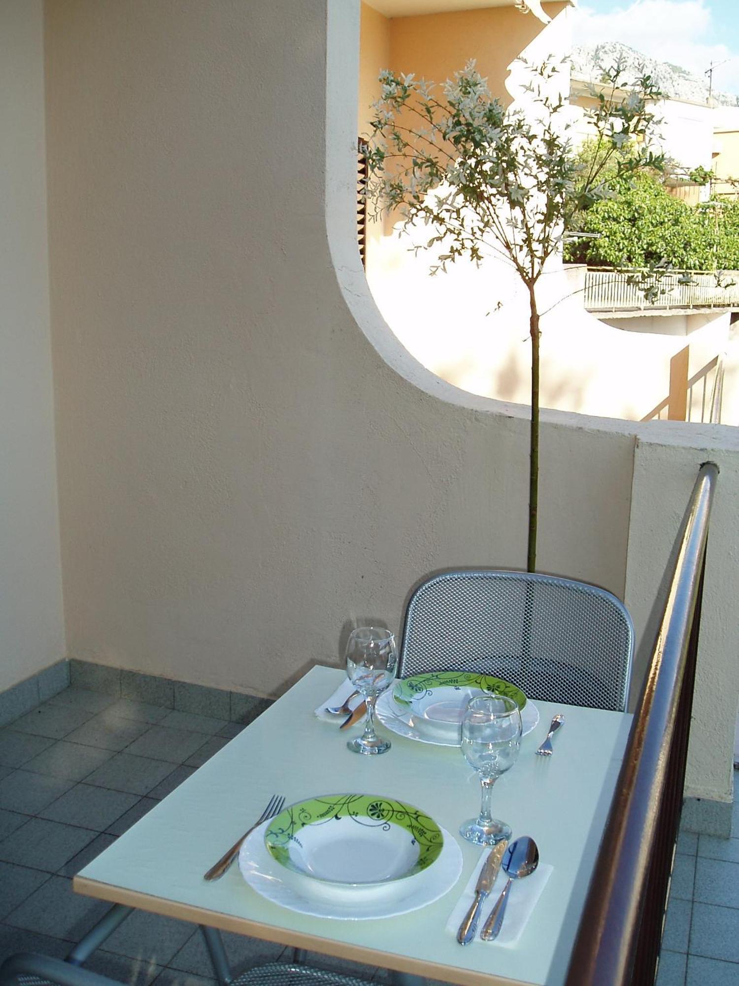 Apartments Denise Podgora Exterior foto